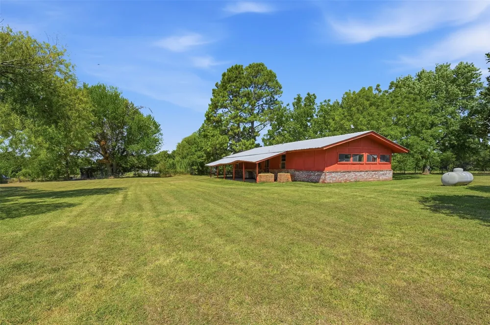 2134 Flowing Wells Road Pottsboro, TX 75076