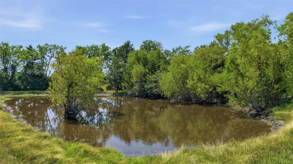 2134 Flowing Wells Road Pottsboro, TX 75076