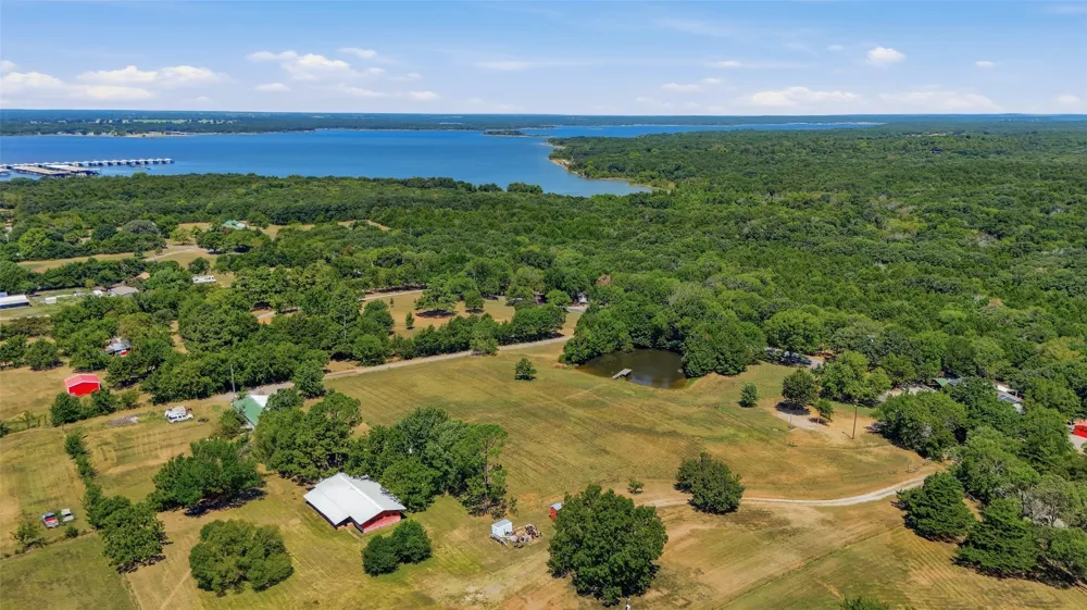 2134 Flowing Wells Road Pottsboro, TX 75076