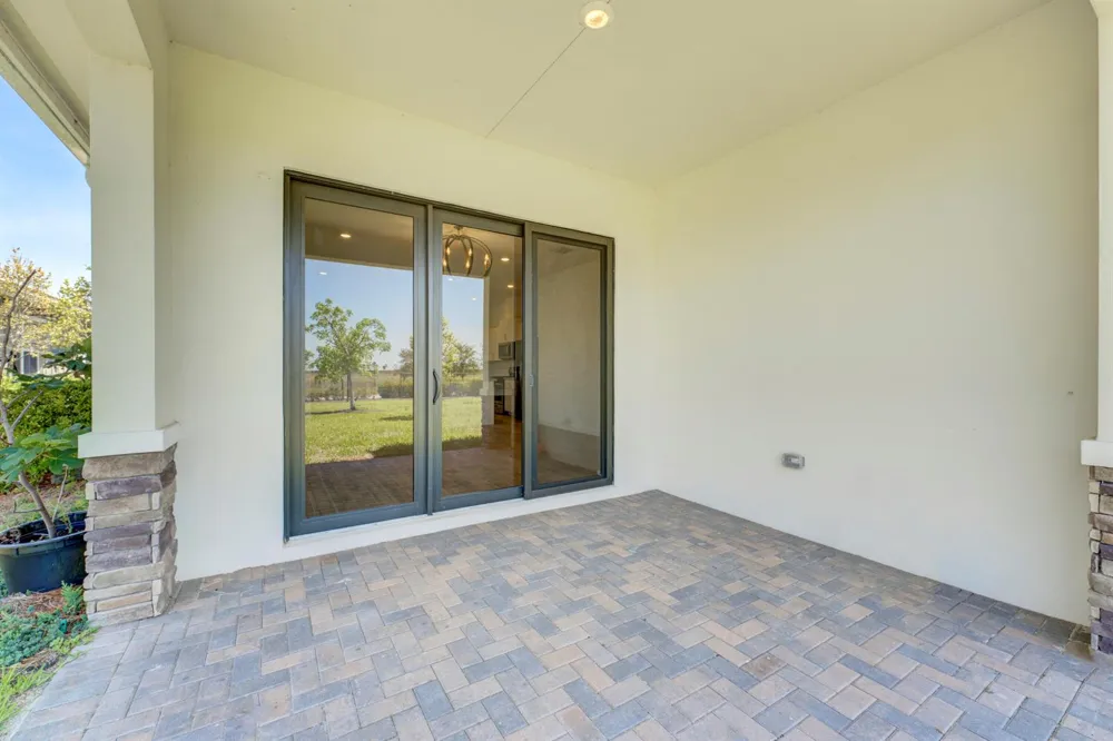 19708 Weathervane Way Loxahatchee, FL 33470