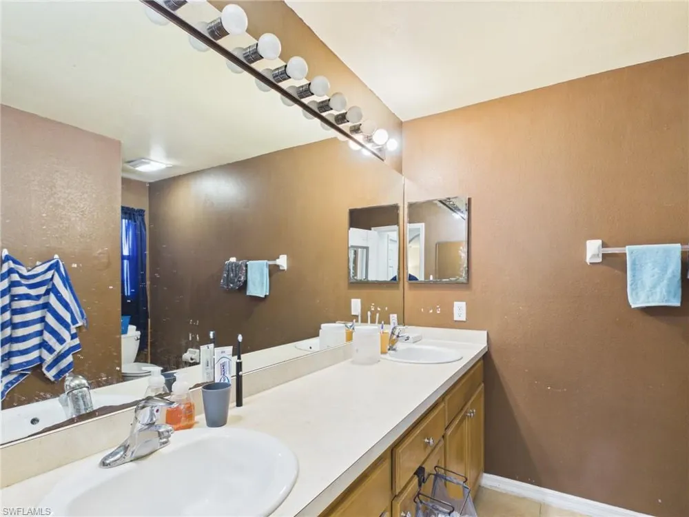 1858 Marlboro Lane Lehigh Acres, FL 33972