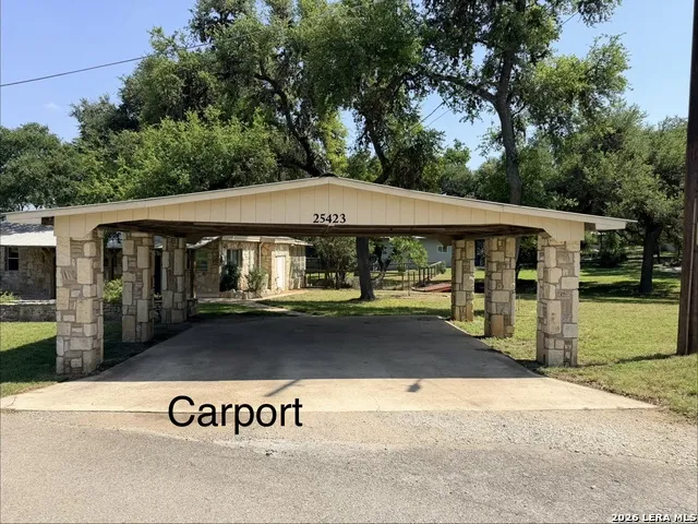 25423 Triangle Loop San Antonio, TX 78255