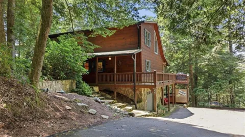 464 Whispering Pine Lane