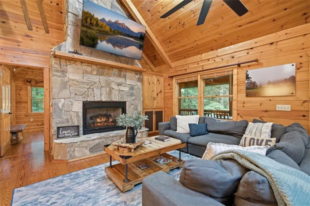 464 Whispering Pine Lane Cherry Log, GA 30522