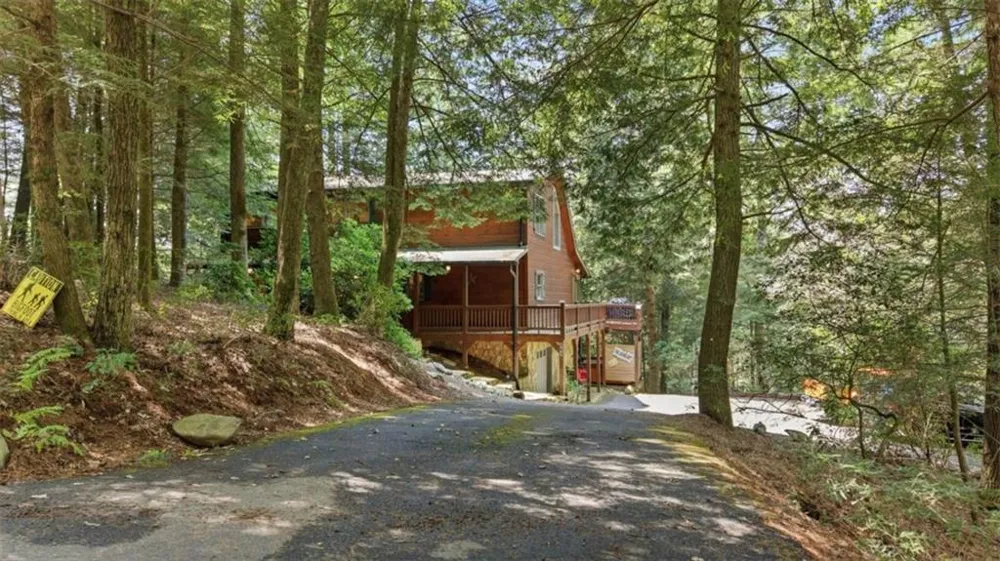 464 Whispering Pine Lane Cherry Log, GA 30522