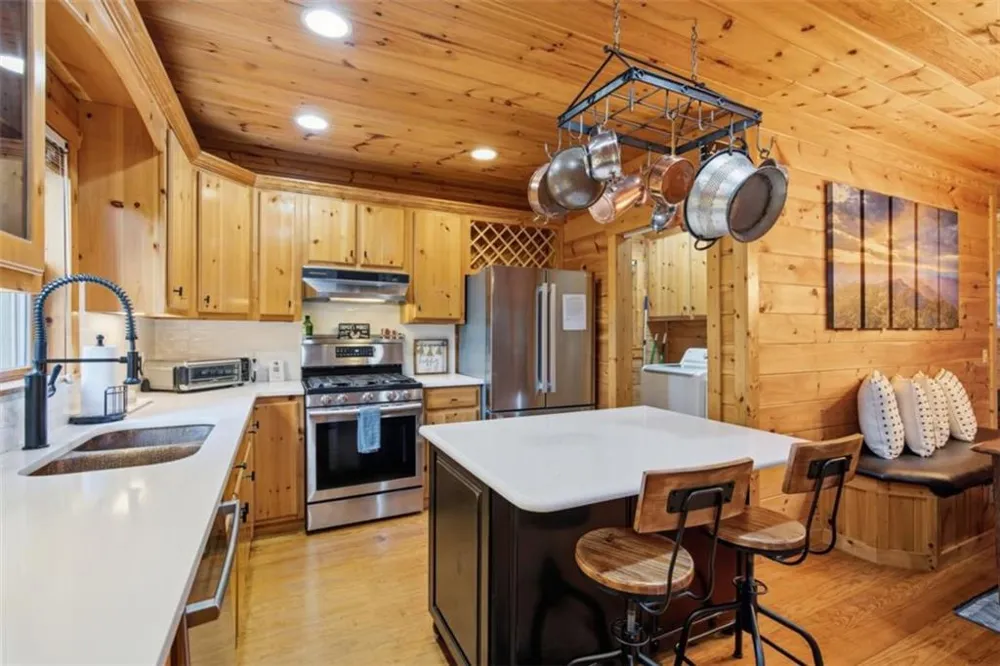 464 Whispering Pine Lane Cherry Log, GA 30522