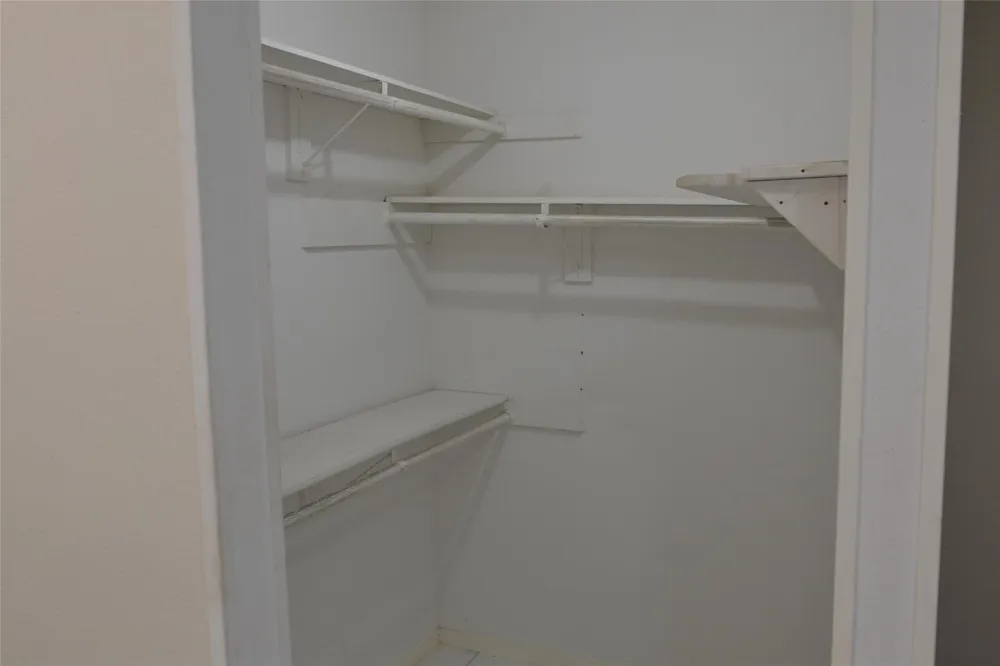 2379 Briarwest Boulevard #25 Houston, TX 77077