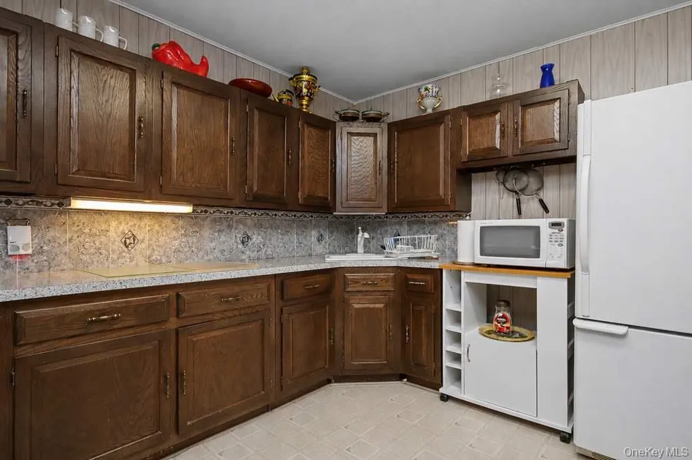 198 Pine Grove Road Bethel, NY 12720