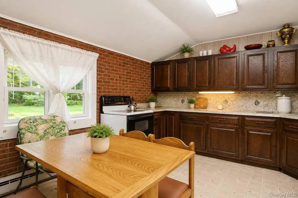 198 Pine Grove Road Bethel, NY 12720