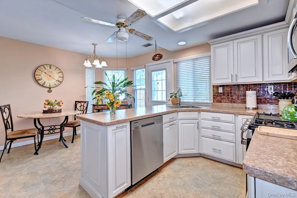 272 Glen Drive Ridge, NY 11961