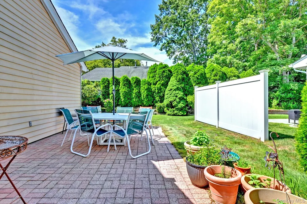 272 Glen Drive Ridge, NY 11961
