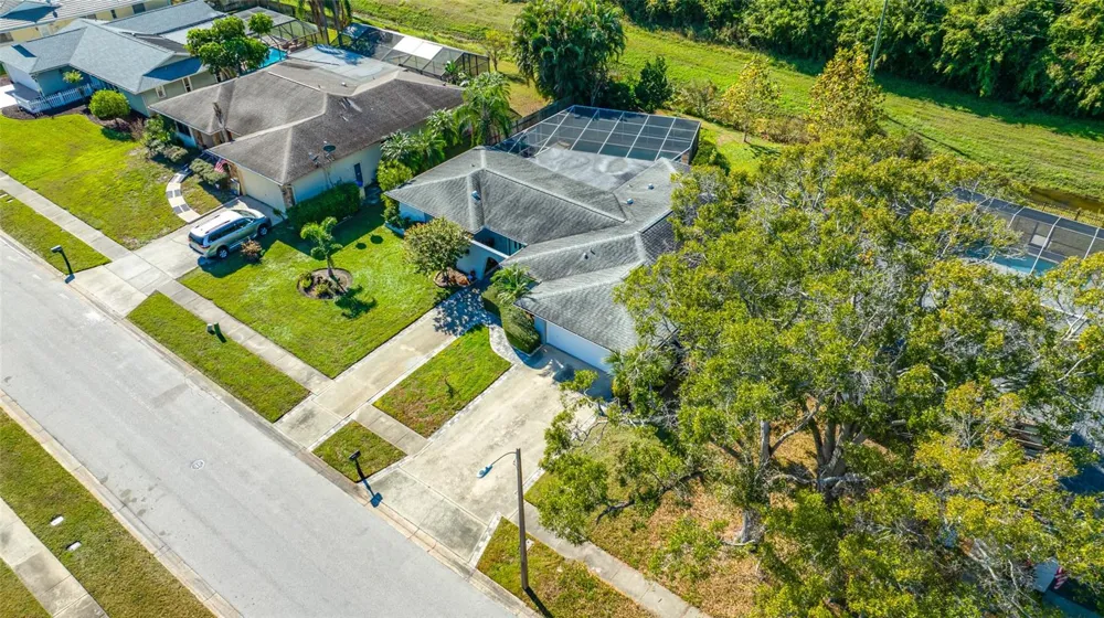 1862 DEL ROBLES DRIVE Clearwater, FL 33764