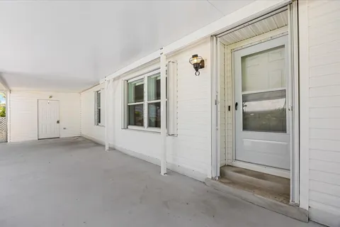 3733 Pendula Circle