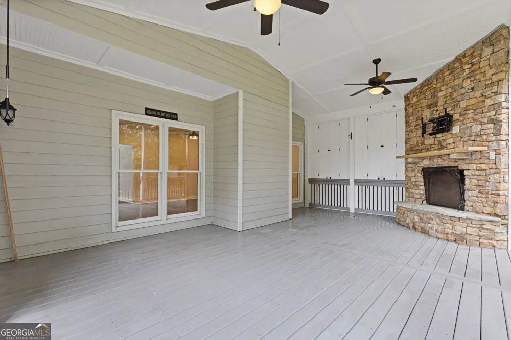 2310 Pinehaven CT Grayson, GA 30017