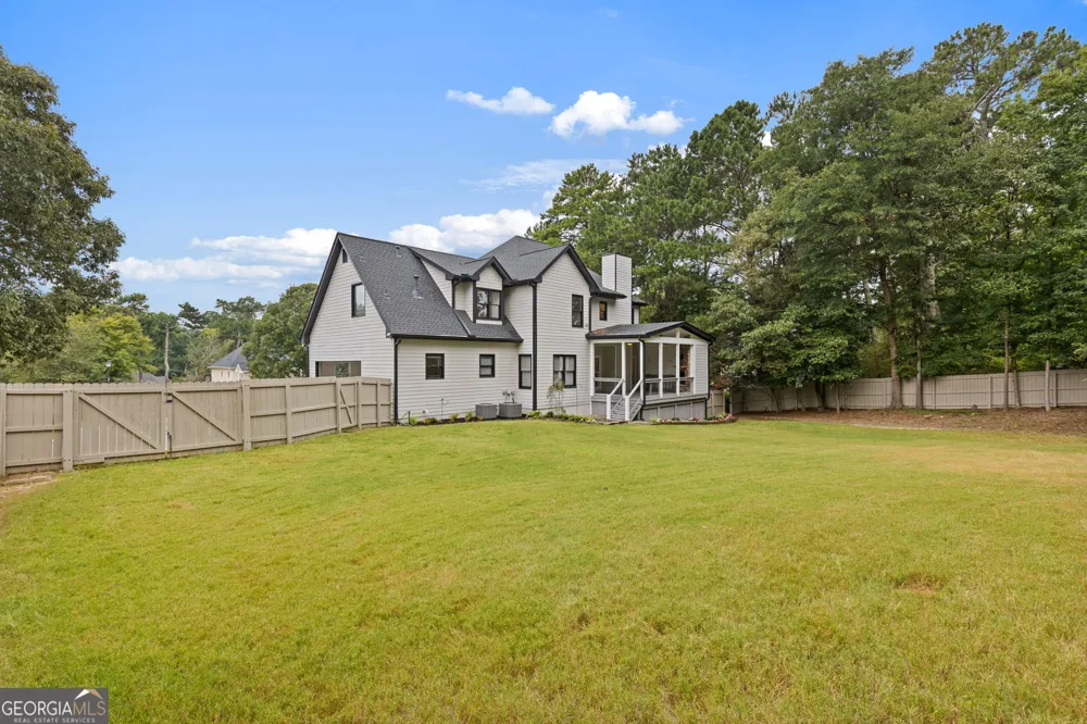 2310 Pinehaven CT Grayson, GA 30017