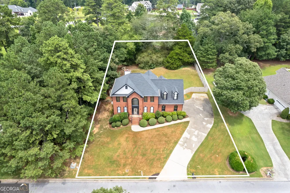 2310 Pinehaven CT Grayson, GA 30017