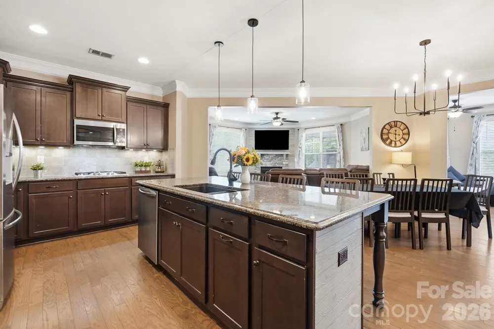 3115 Fillmore Terrace Lake Wylie, SC 29710
