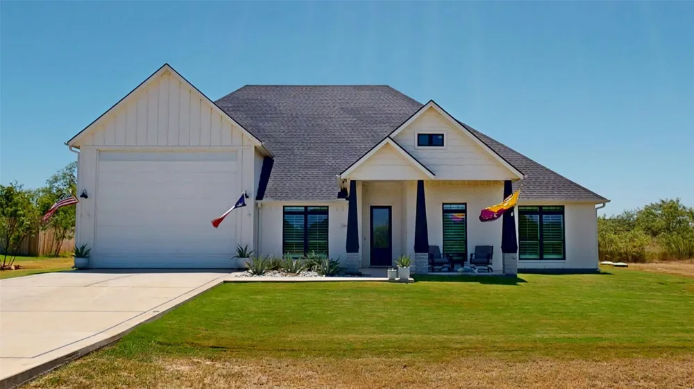 1233 Green Elm Road Graford, TX 76449