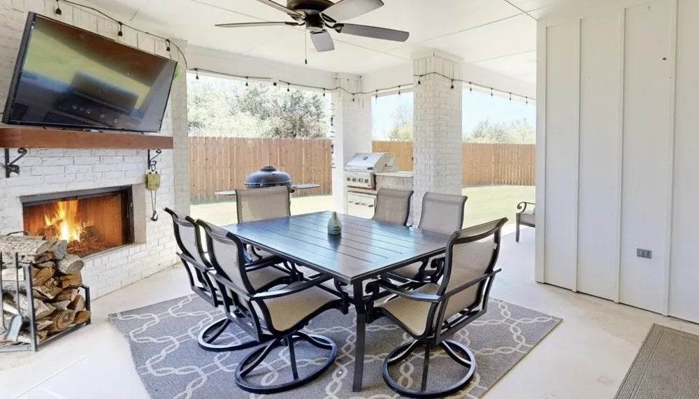1233 Green Elm Road Graford, TX 76449