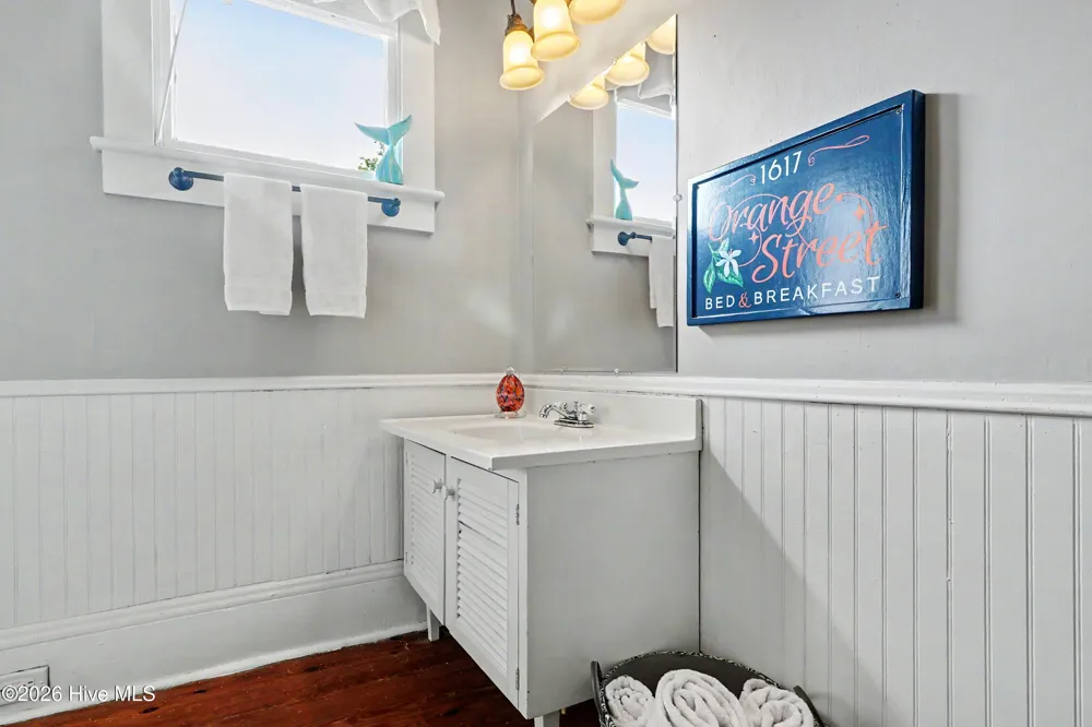 1617 Orange Street Wilmington, NC 28401
