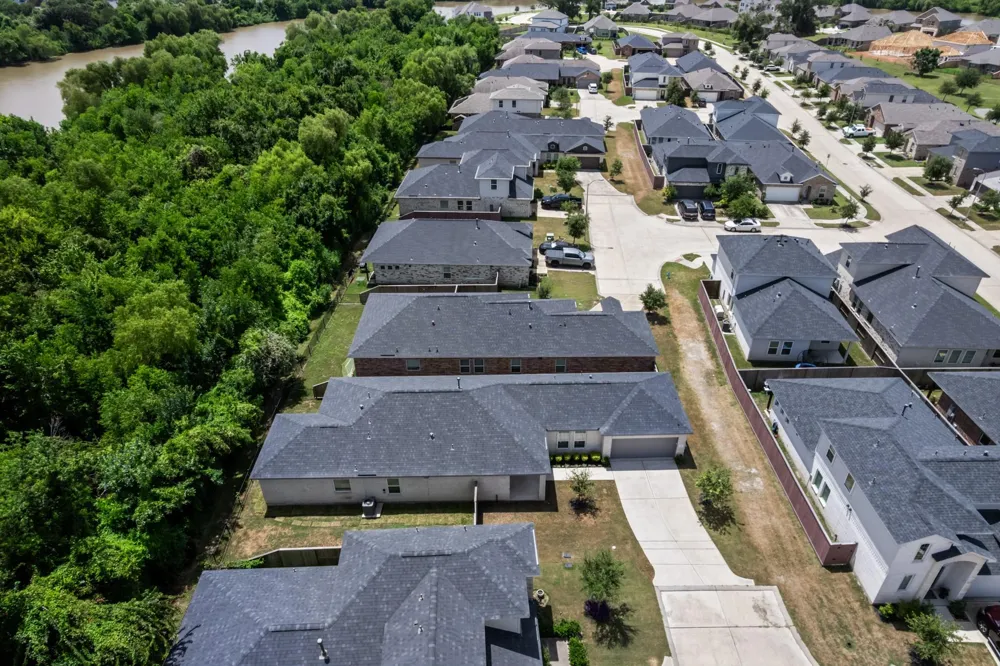 310 Barred Owl Court Clute, TX 77531