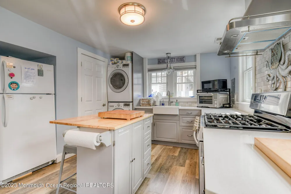 88 Broadway Ocean Grove, NJ 07756