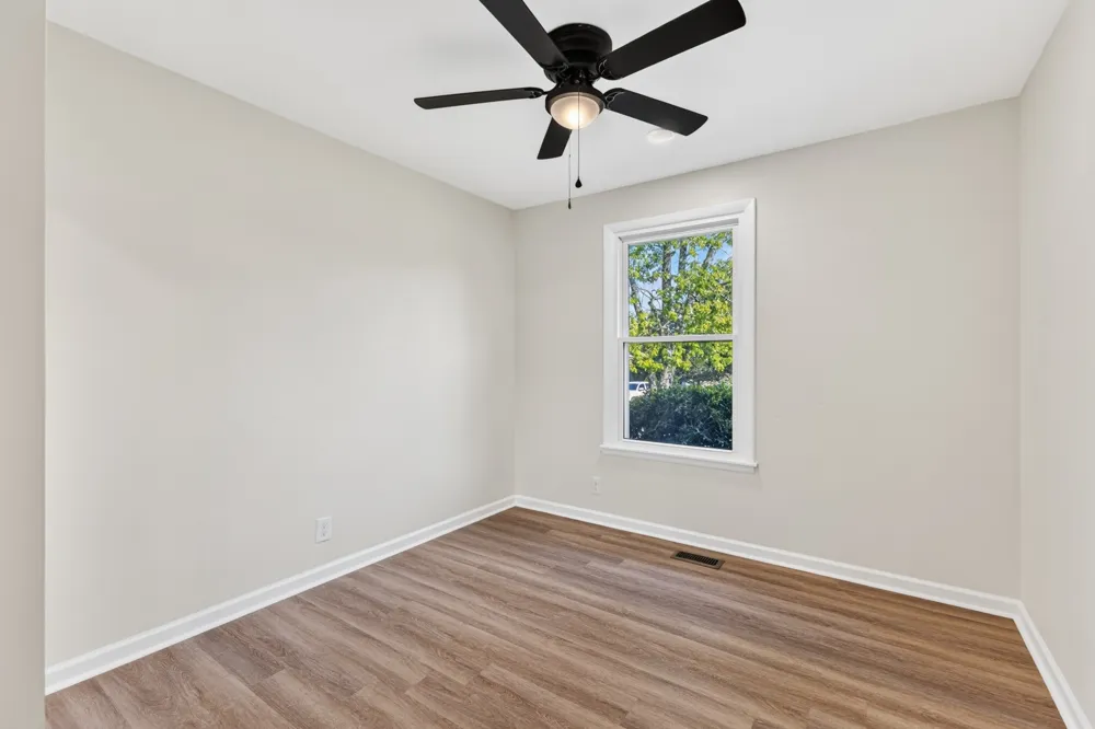105 Donna Ct Hendersonville, TN 37075