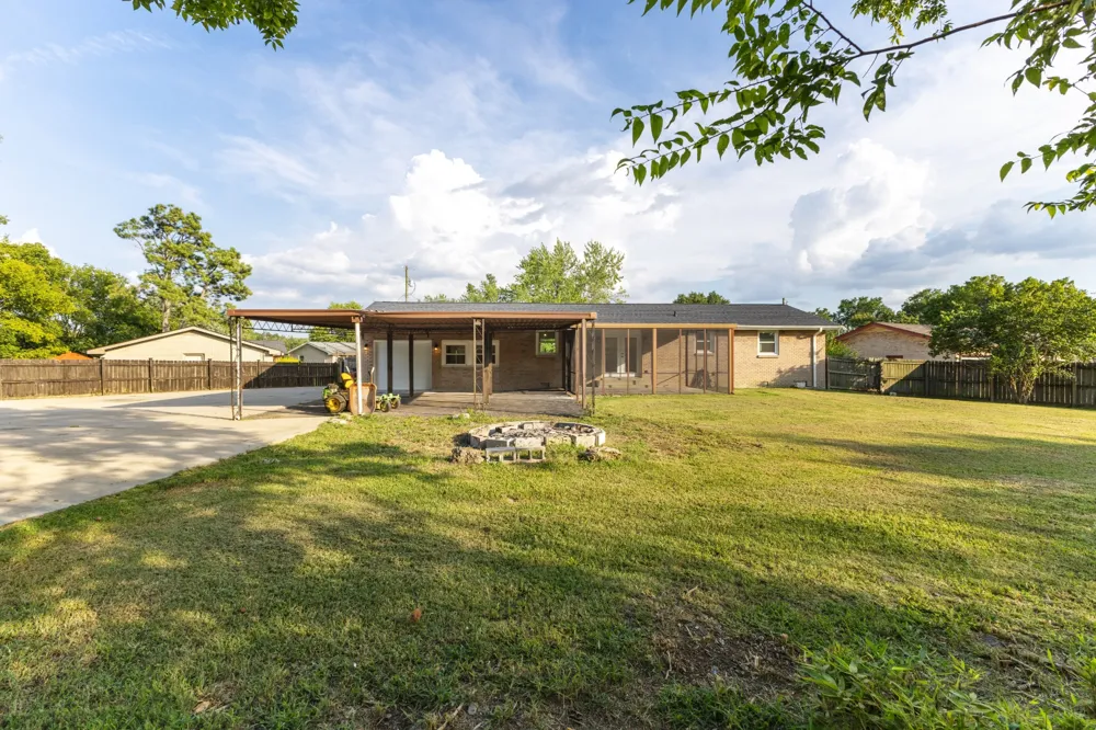 105 Donna Ct Hendersonville, TN 37075