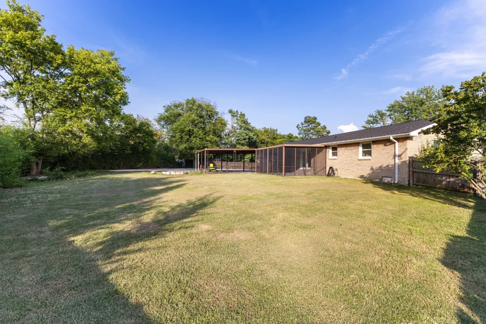 105 Donna Ct Hendersonville, TN 37075