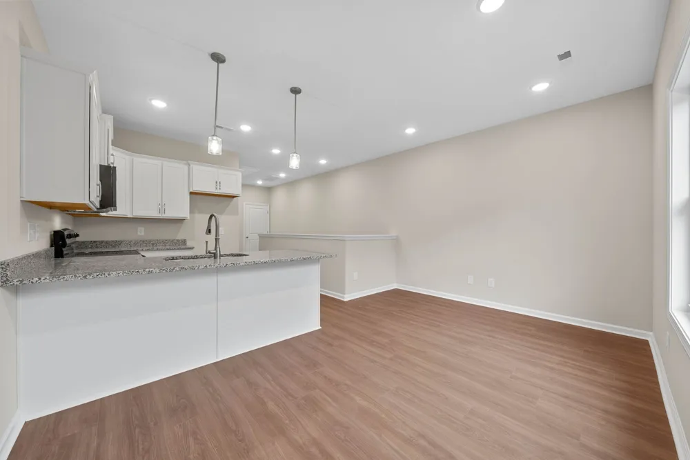 329 Cedar Crt #E Clarksville, TN 37040
