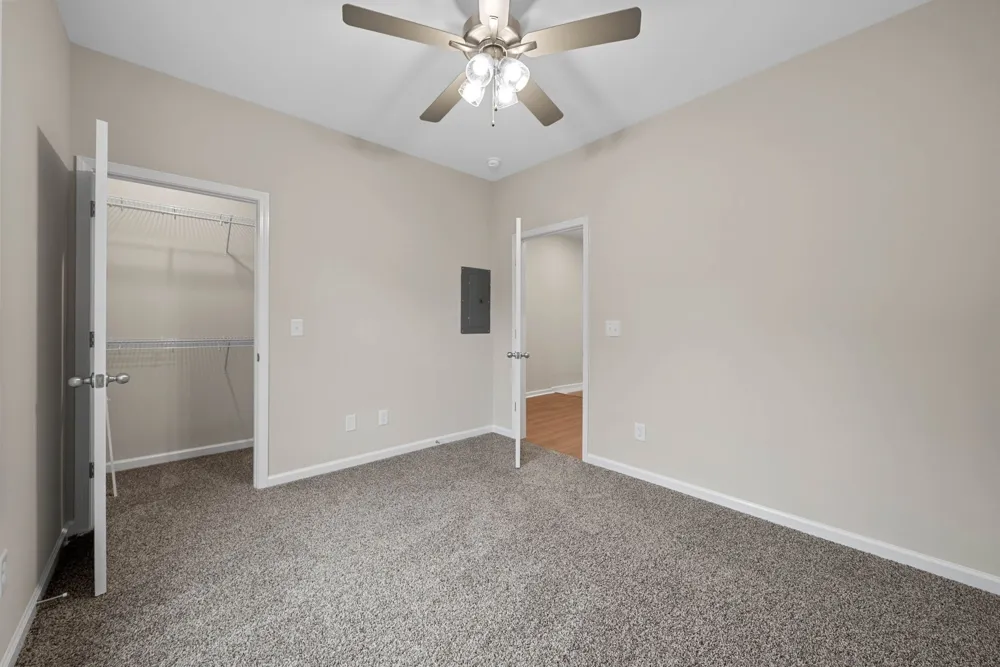 329 Cedar Crt #E Clarksville, TN 37040