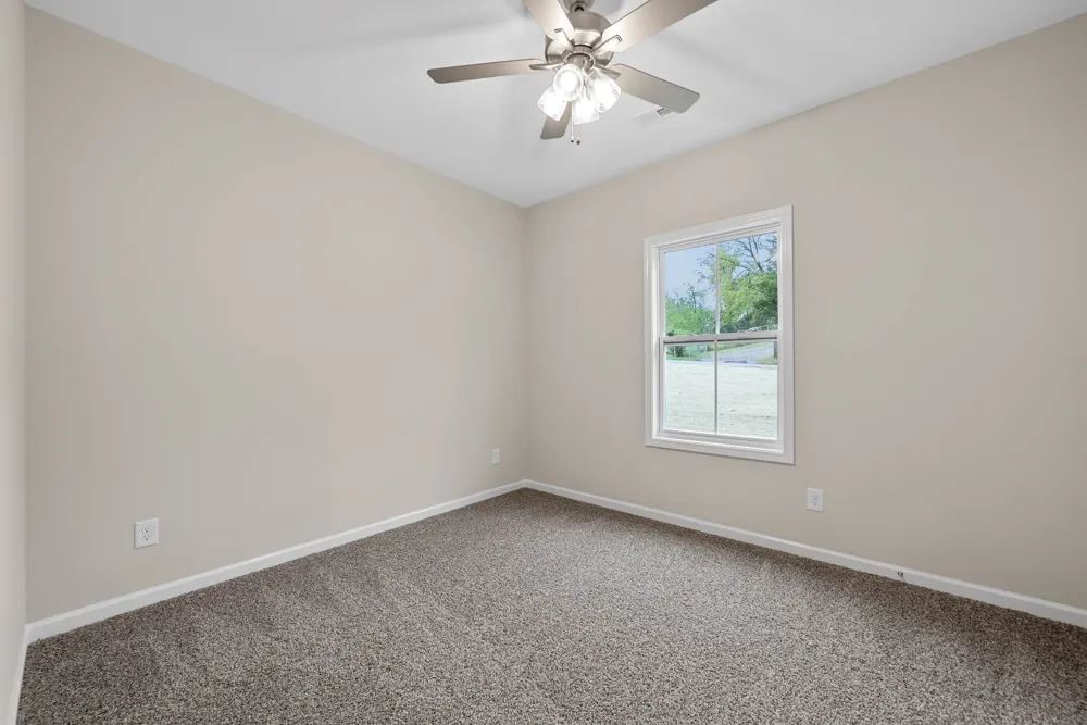 329 Cedar Crt #E Clarksville, TN 37040