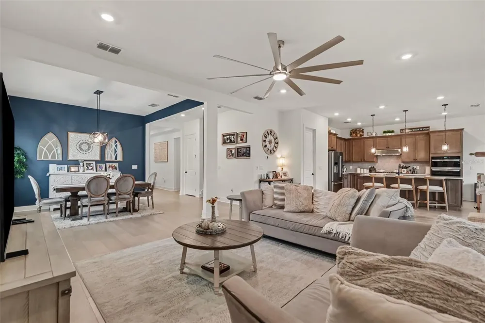 1664 FALLON PASS Zephyrhills, FL 33541