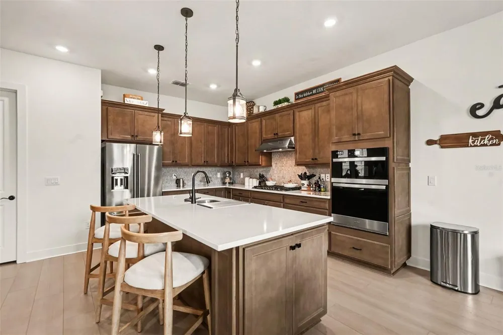 1664 FALLON PASS Zephyrhills, FL 33541