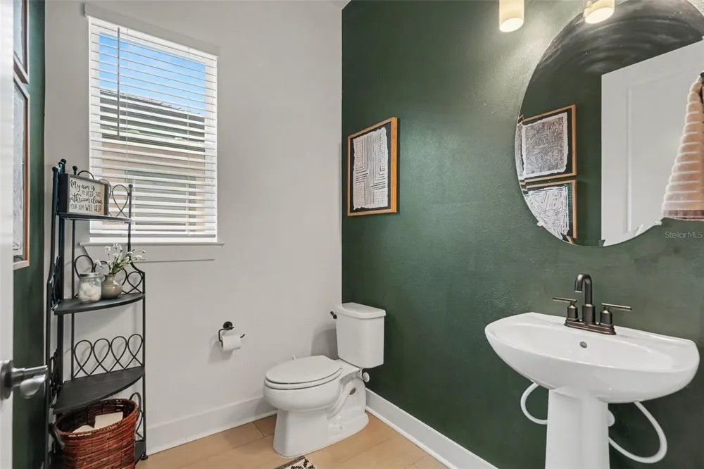 1664 FALLON PASS Zephyrhills, FL 33541