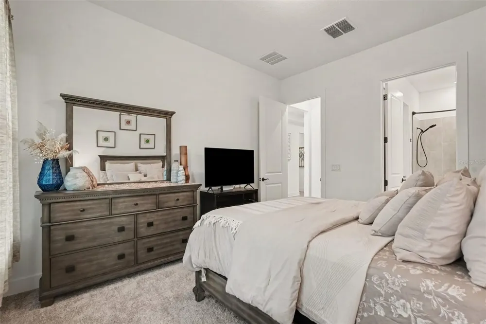 1664 FALLON PASS Zephyrhills, FL 33541