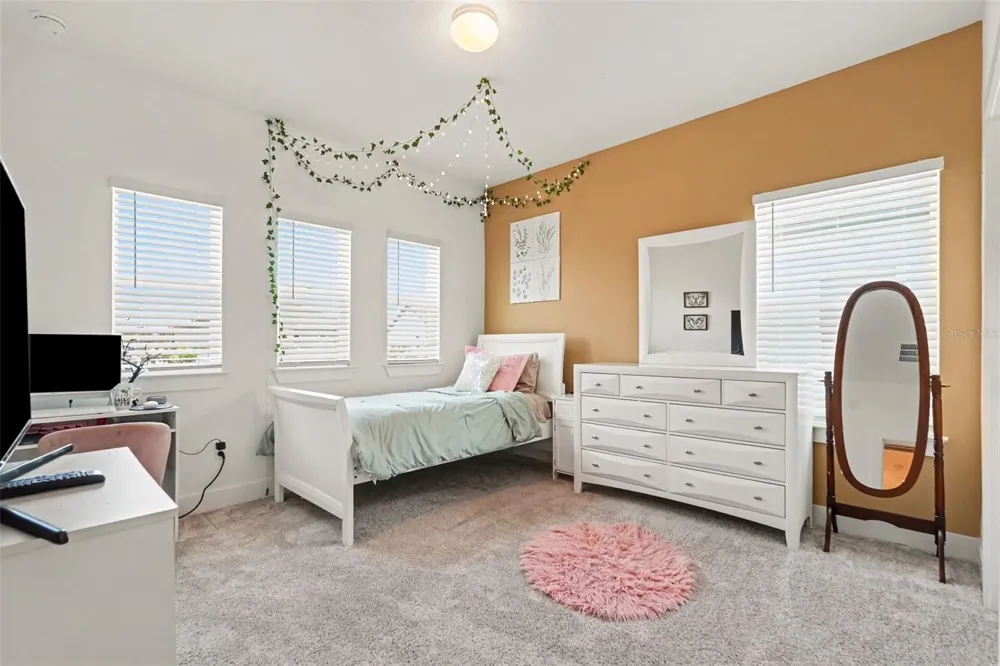 1664 FALLON PASS Zephyrhills, FL 33541