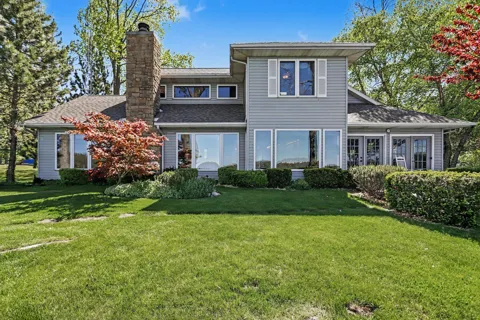 930 Nature Lane