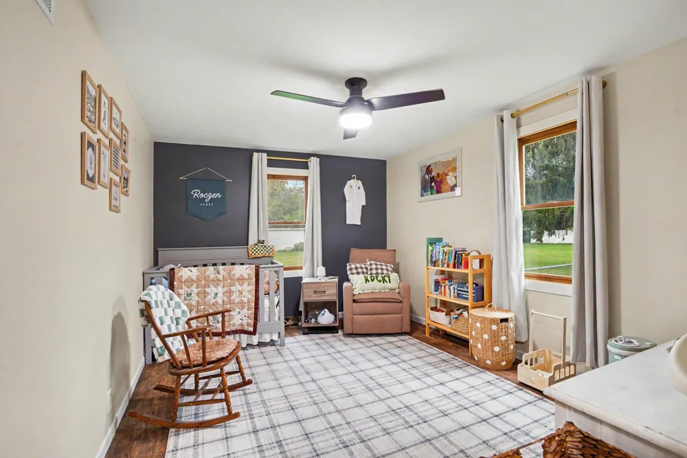24350 Oak Street Edwardsburg, MI 49112