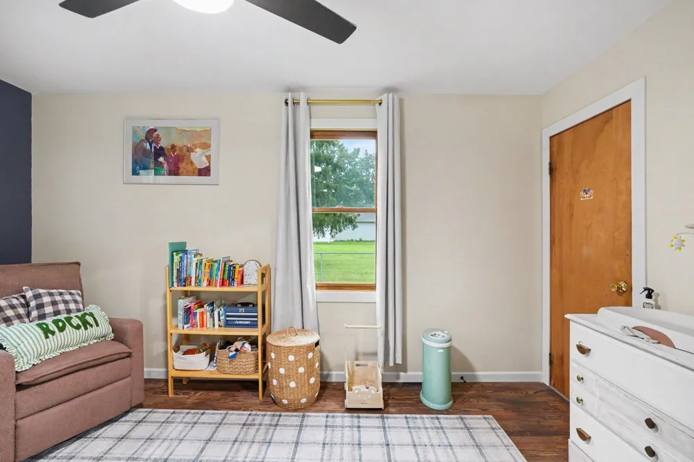 24350 Oak Street Edwardsburg, MI 49112