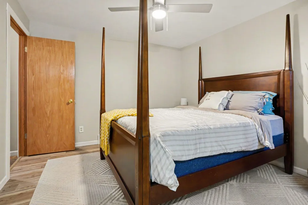 24350 Oak Street Edwardsburg, MI 49112