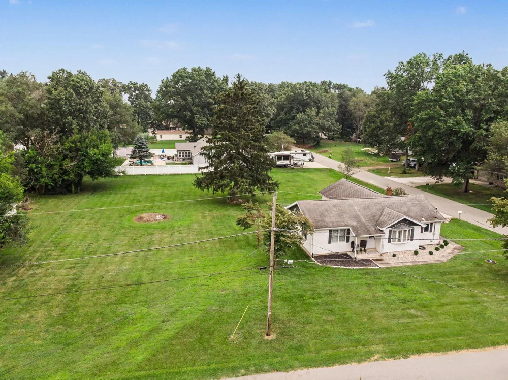 24350 Oak Street Edwardsburg, MI 49112