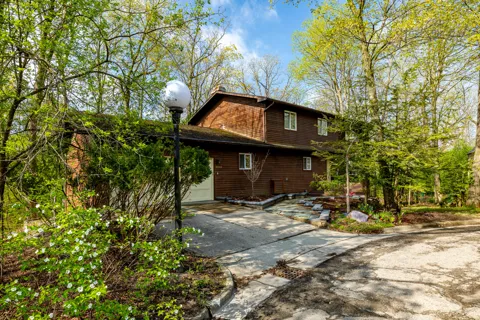3949 Waldenwood Drive