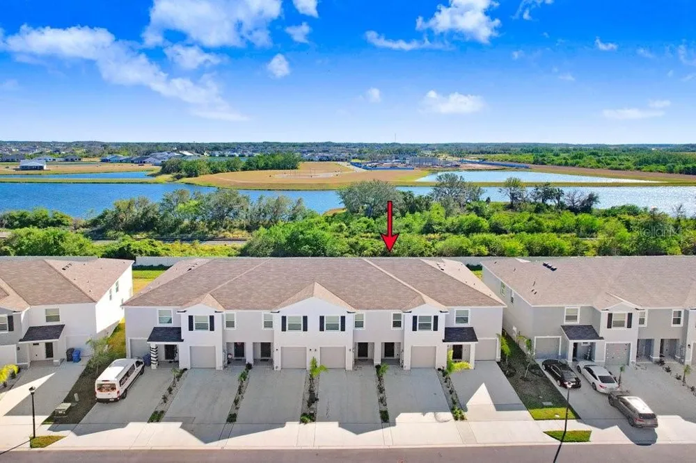 366 MANGROVE SHADE CIRCLE Apollo Beach, FL 33572