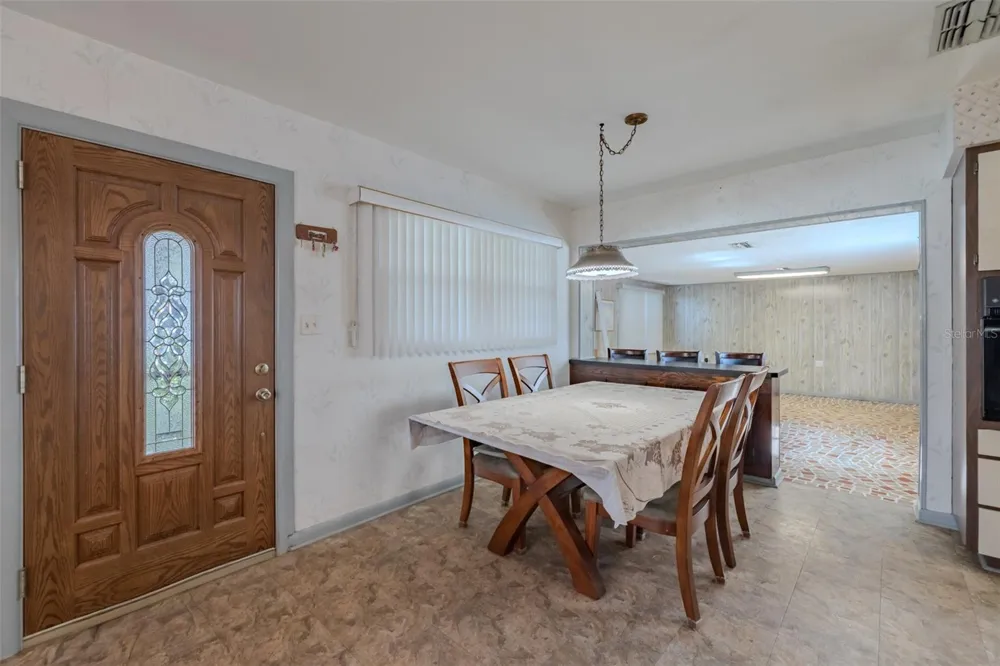 1205 W CAMELLIA DRIVE Brandon, FL 33510