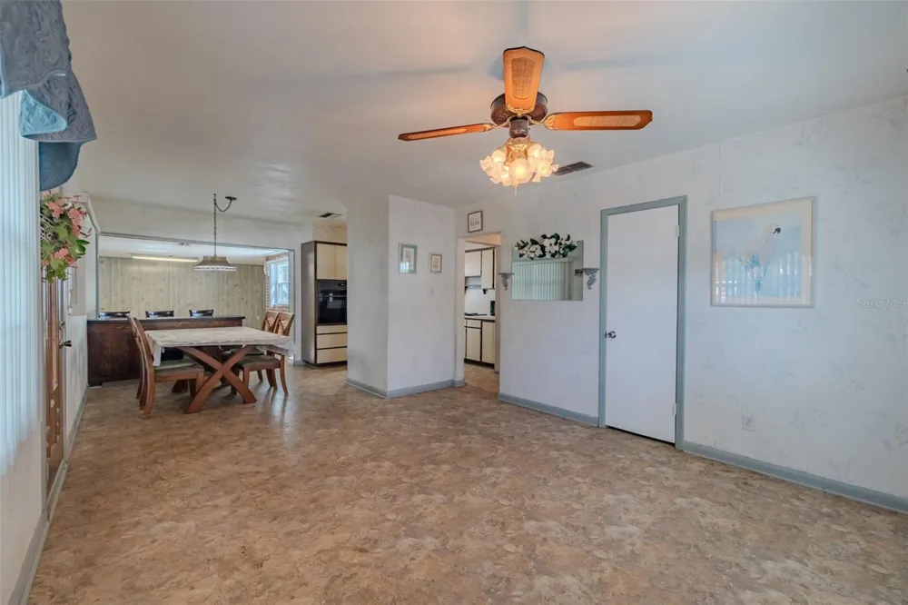 1205 W CAMELLIA DRIVE Brandon, FL 33510
