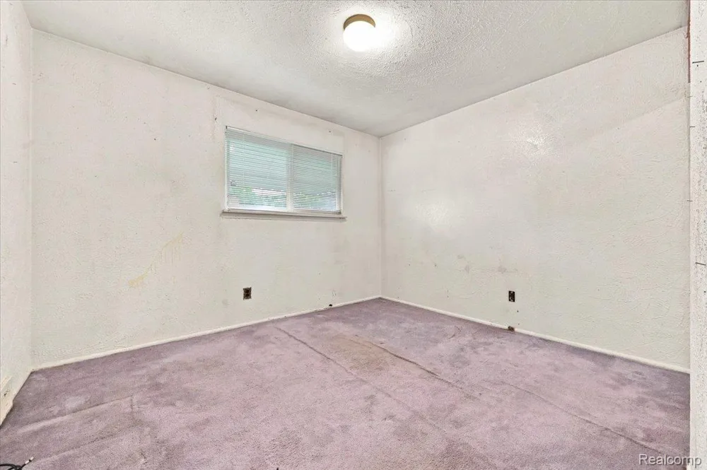 218 Gage Street Pontiac City, MI 48342