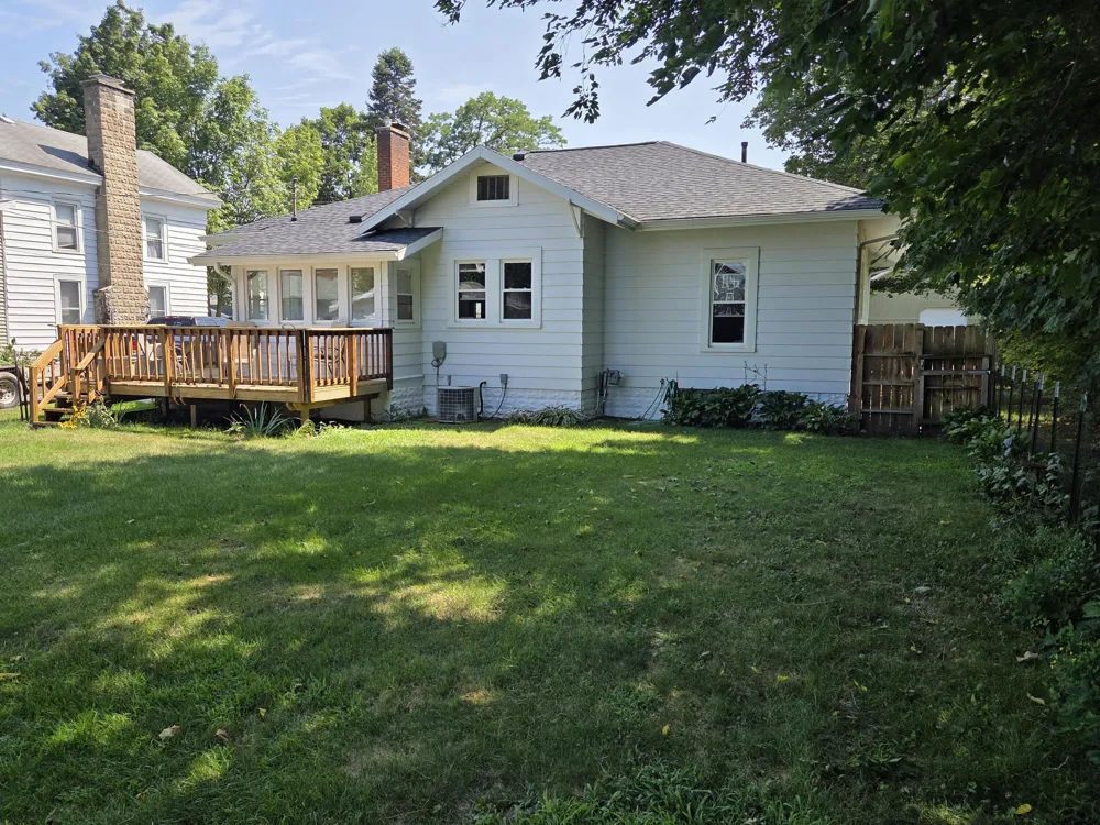 111 Cedar Street Paw Paw Village, MI 49079