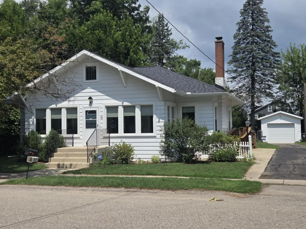 111 Cedar Street Paw Paw Village, MI 49079
