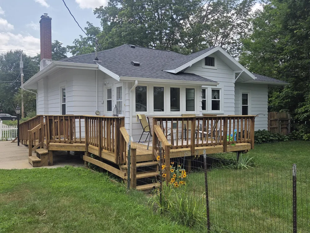111 Cedar Street Paw Paw Village, MI 49079
